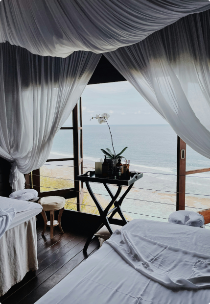 Luxury room with ocean view